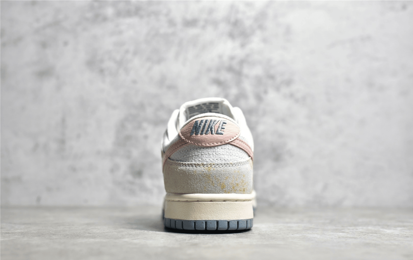 耐克SB Dunk复活节白蓝粉低帮 Nike SB Dunk Low 耐克Dunk原厂气垫 原厂皮质 货号:DV6486-100