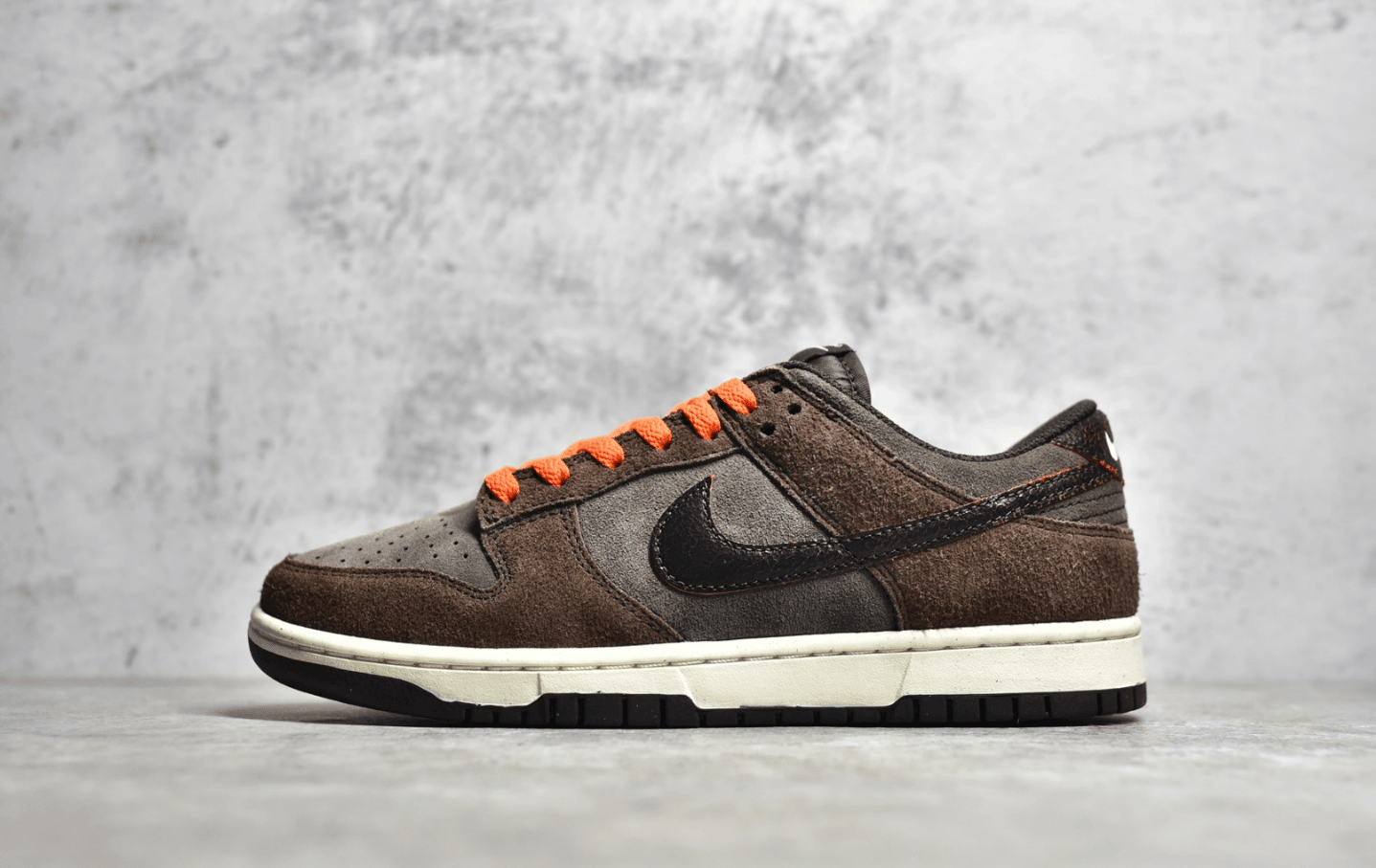 X版本耐克Dunk棕色低帮板鞋 Nike Dunk Low 耐克Dunk深棕色麂皮 耐克防滑板鞋 货号:DQ8801-200