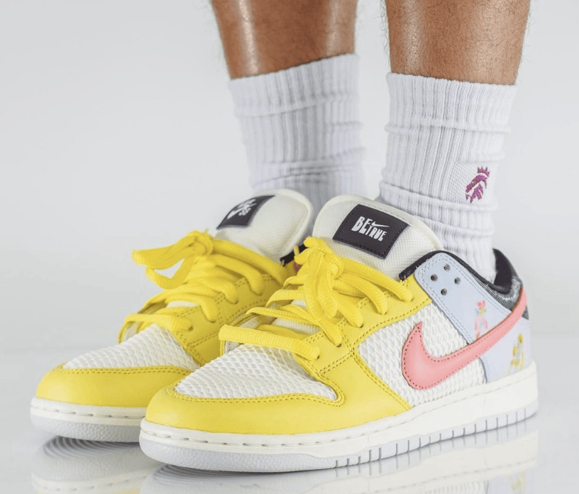 耐克SB Dunk鸳鸯板鞋新款 Nike SB Dunk Low “Be True”  货号:DX5933-900