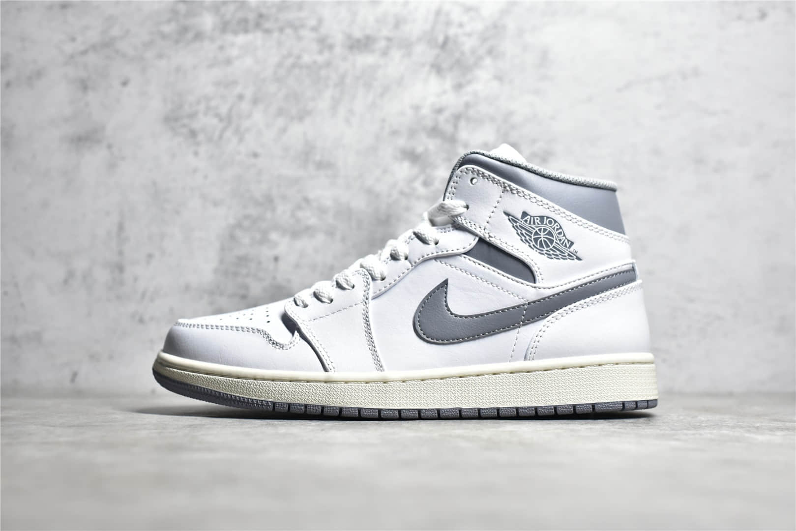 554724-135,Air Jordan 1 Mid Vintage Gre,AJ1白灰中帮 IMG_256