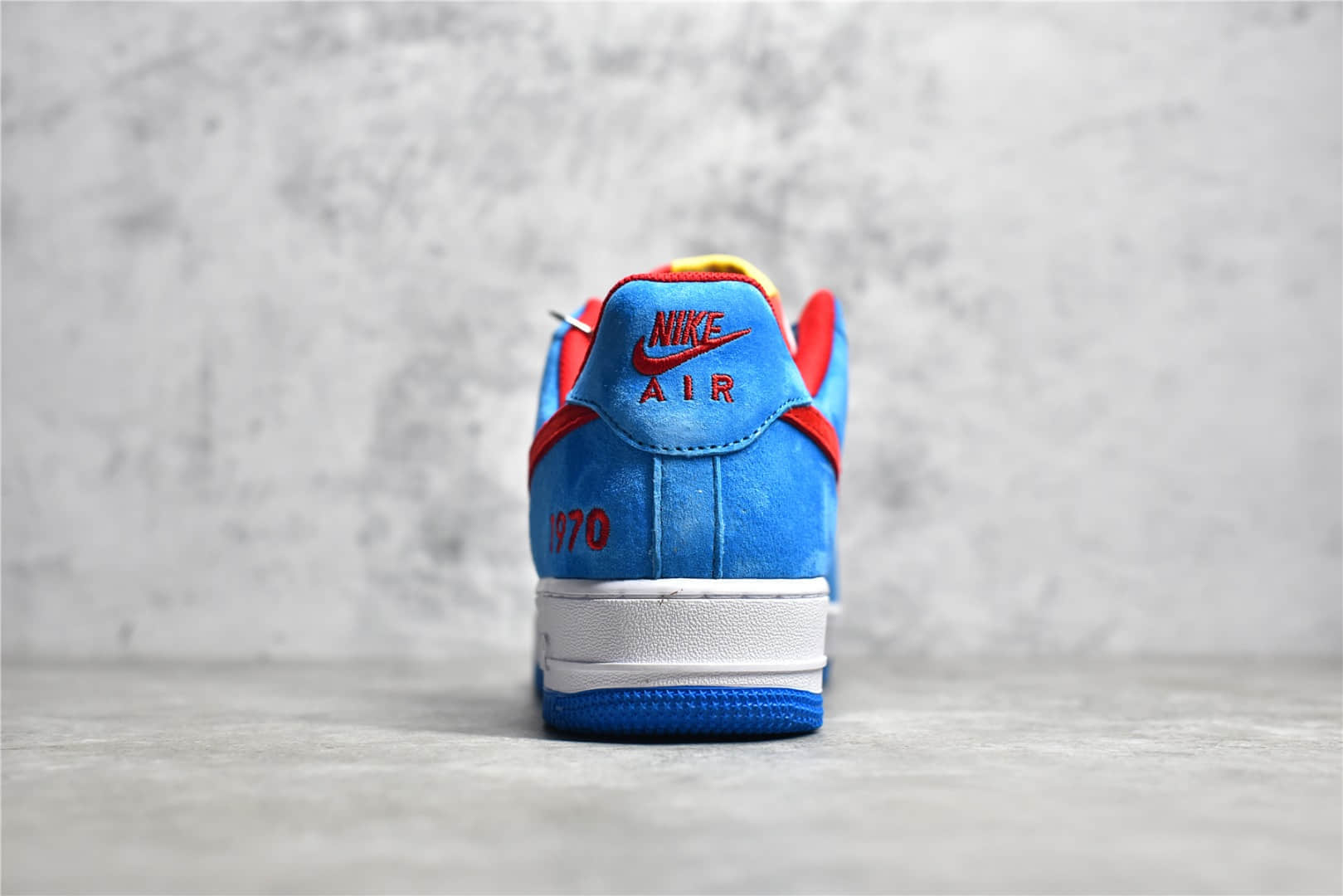 DK1288-600,耐克空军哆啦A梦联名,耐克空军白红蓝,耐克空军红蓝 IMG_256