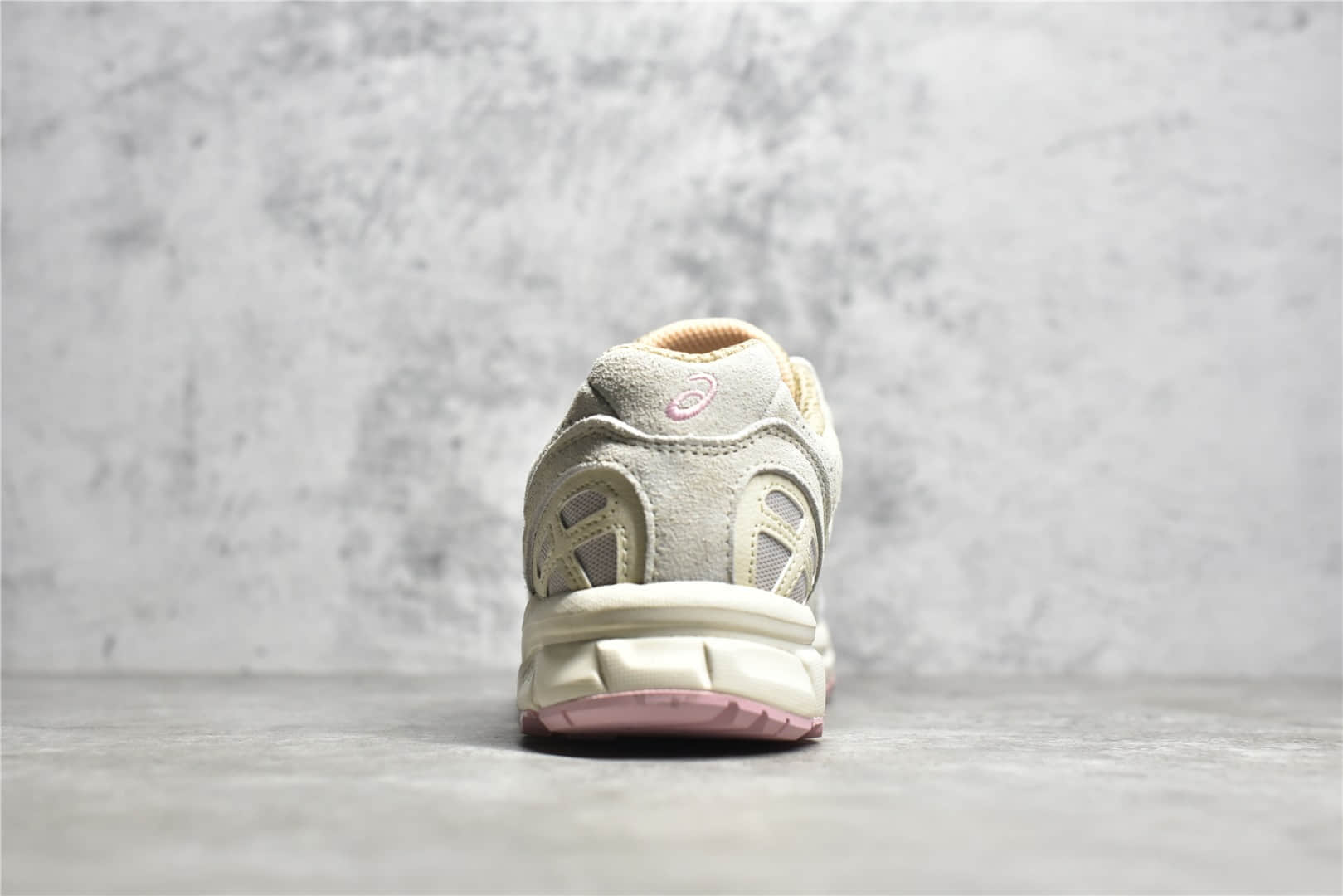 亚瑟士登山鞋,高仿亚瑟士,亚瑟士粉色跑鞋,亚瑟士货源 IMG_256