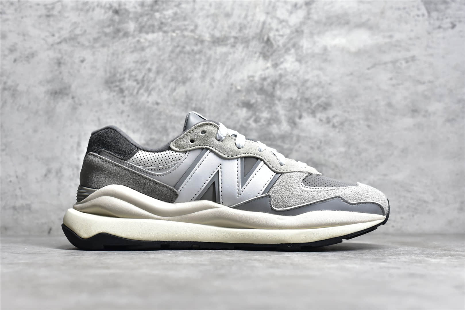 M5740TA,新百伦灰色跑鞋,NB5740灰色,NB5740鸳鸯灰白,莆田新百伦工厂 IMG_256