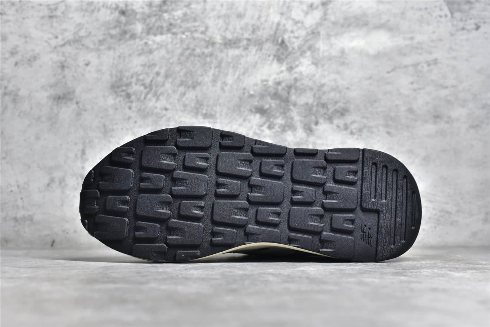 M5740TA,新百伦灰色跑鞋,NB5740灰色,NB5740鸳鸯灰白,莆田新百伦工厂 IMG_256