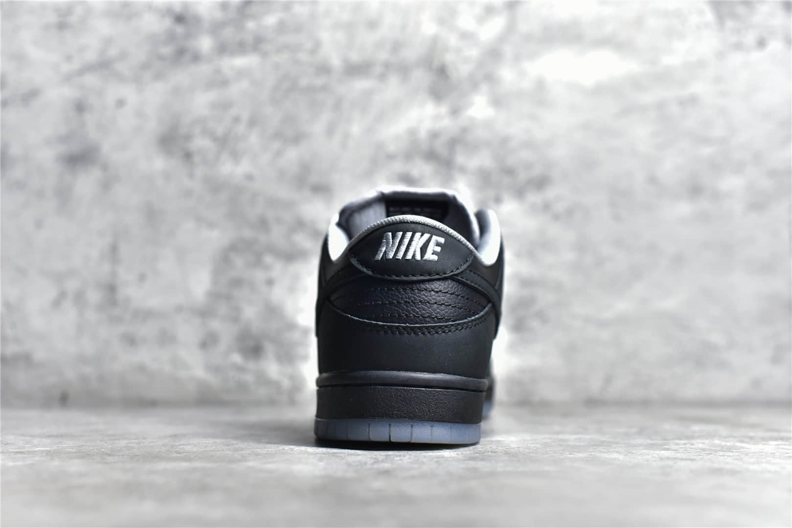 504750 086,耐克SB Dunk黑色低帮,耐克Dunk黑色低帮,耐克SB Dunk黑莱卡,耐克缓震板鞋 IMG_256