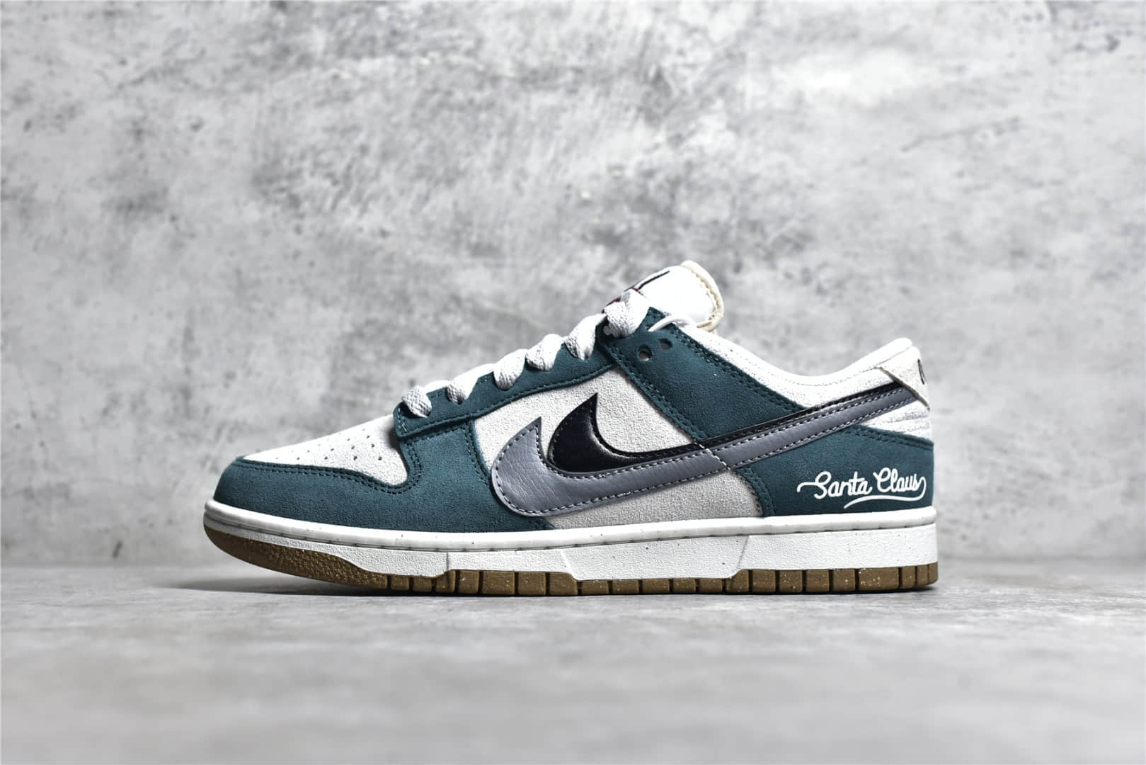 DO9457 109,耐克Dunk圣诞老人涂鸦,耐克Dunk灰蓝麂皮低帮,耐克Dunk灰蓝双勾 IMG_256