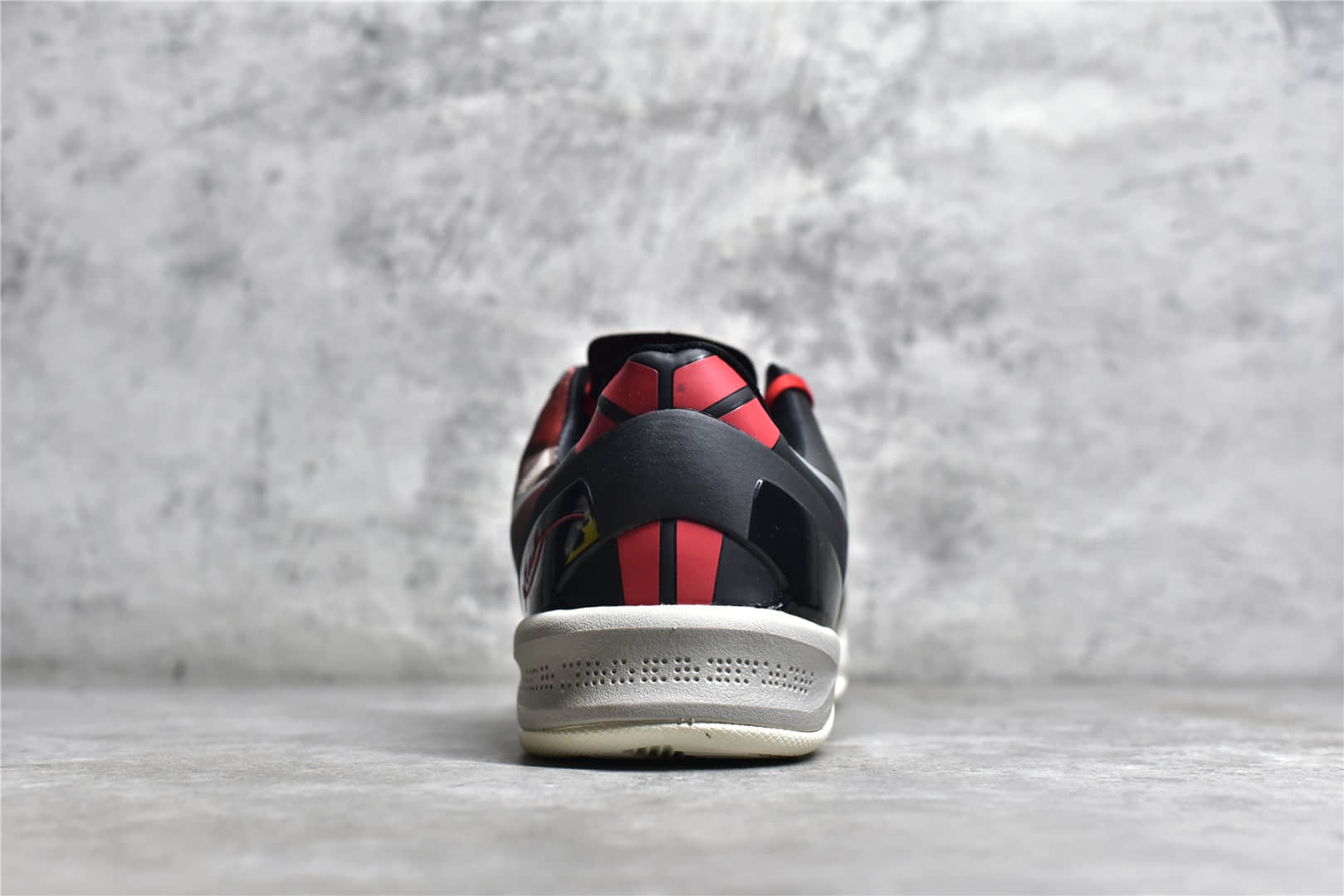 NIKE KOBE 8 SYSTEM EASTER,555035-061,耐克科比8代球鞋,高仿耐克科比球鞋 IMG_256