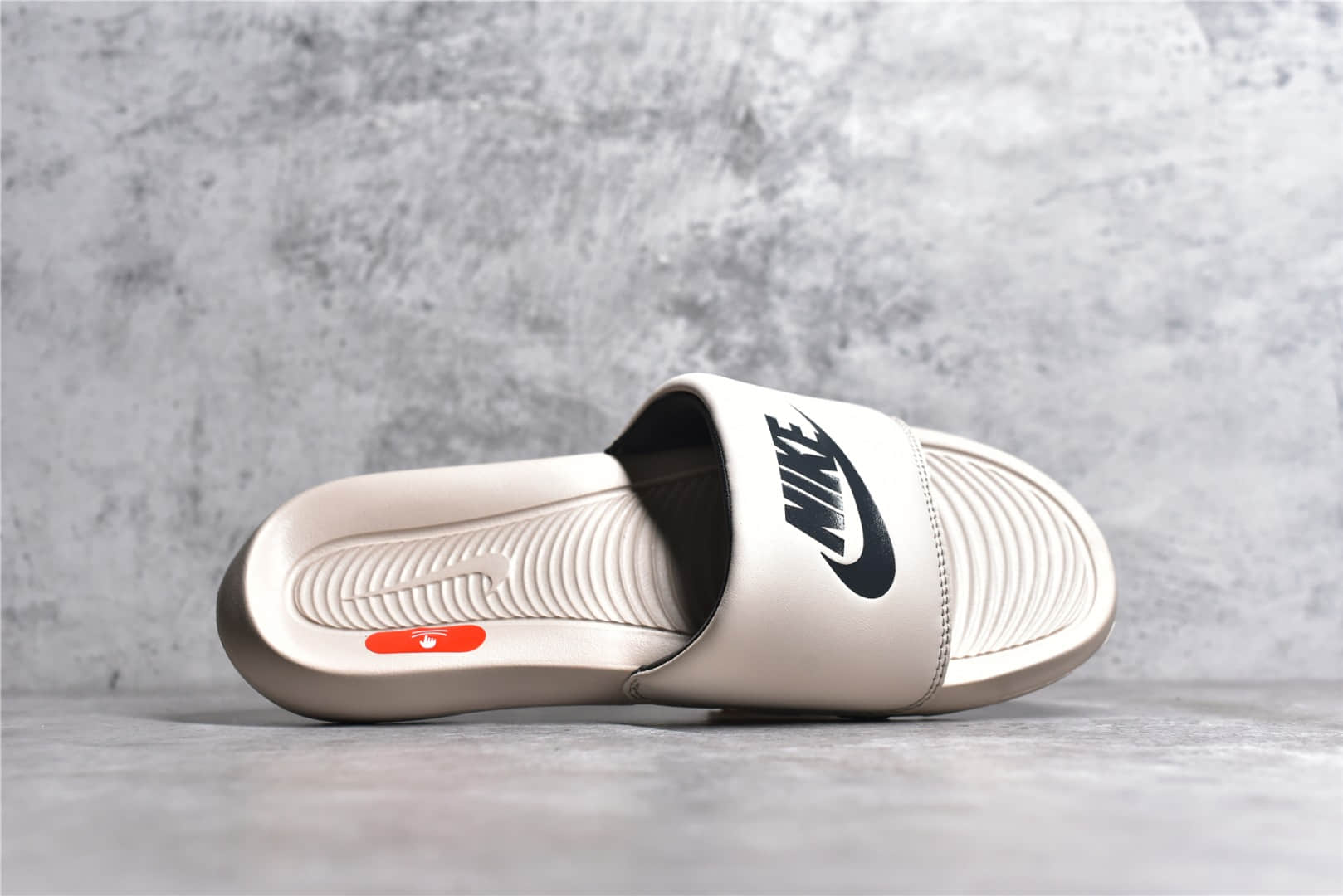 Nike Victori One Slide,CN9677-200,耐克米色拖鞋,耐克拖鞋米色,正品耐克拖鞋 IMG_256