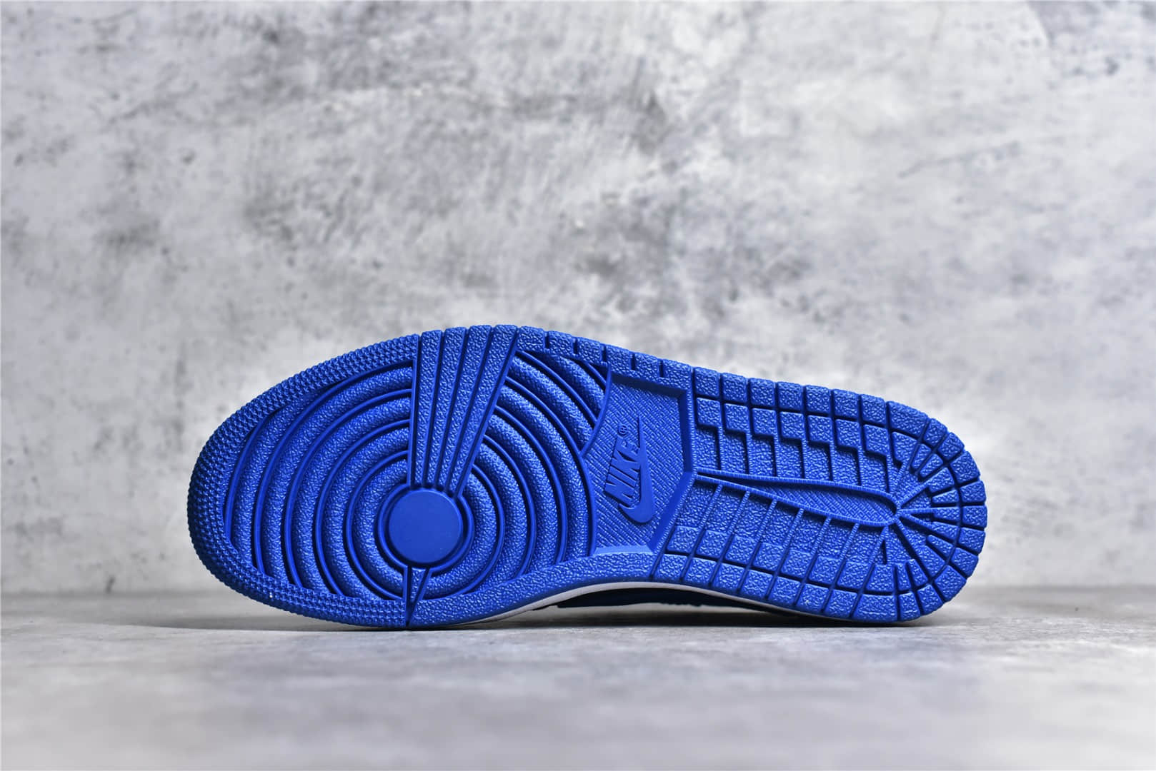 705329-004,AJ1黑蓝低帮,莆田LJR版本,LJR版本AJ1 IMG_256