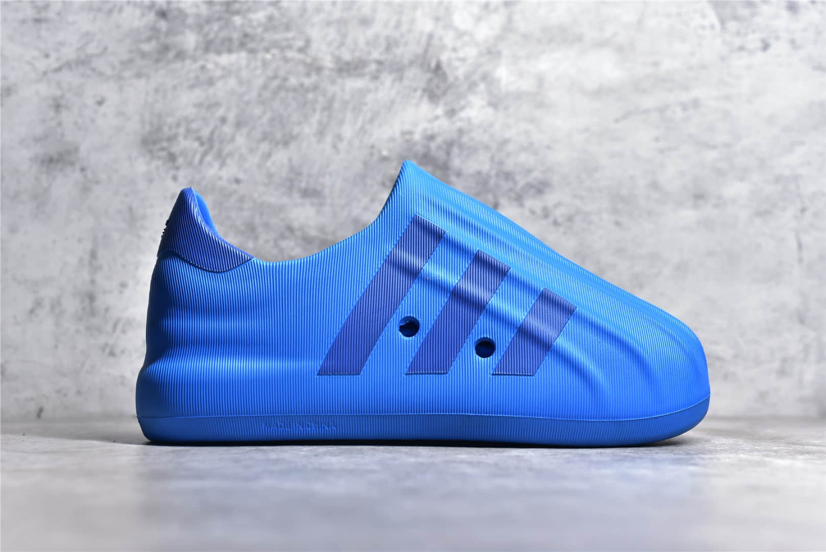 HQ8758,阿迪达斯贝壳头板鞋,阿迪达斯木屐鞋,阿迪达斯蓝色板鞋 IMG_256