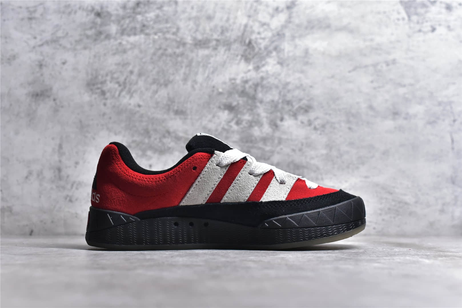 GY2903,阿迪达斯黑红板鞋,阿迪达斯面包鞋,莆田阿迪达斯工厂 IMG_256