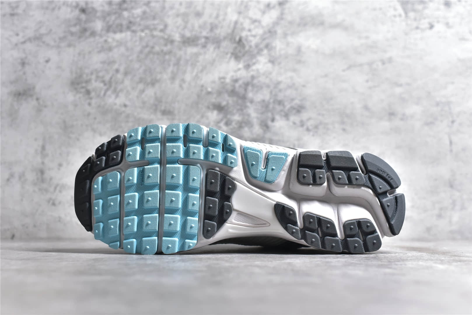 FN3432-001,耐克银色跑鞋,耐克灰色跑鞋,莆田耐克鞋货源 IMG_256