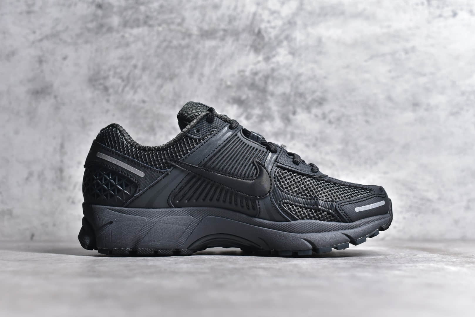 BV1358-002,耐克ZV5黑色,耐克zoom黑色跑鞋,高仿耐克跑鞋 IMG_256