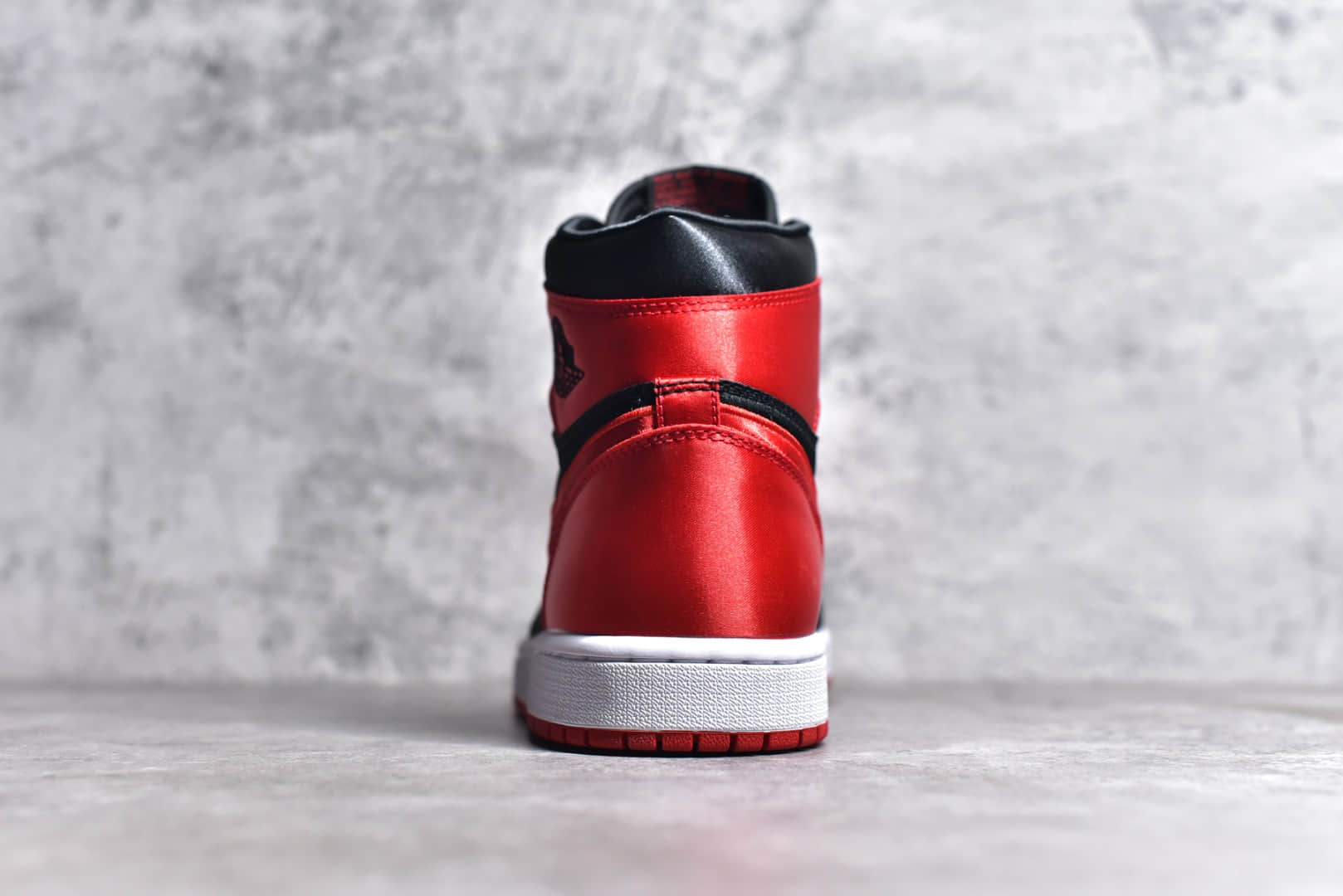 FD4810-061,AJ1丝绸,AJ1黑红高帮,AJ1丝绸黑红高帮 IMG_256