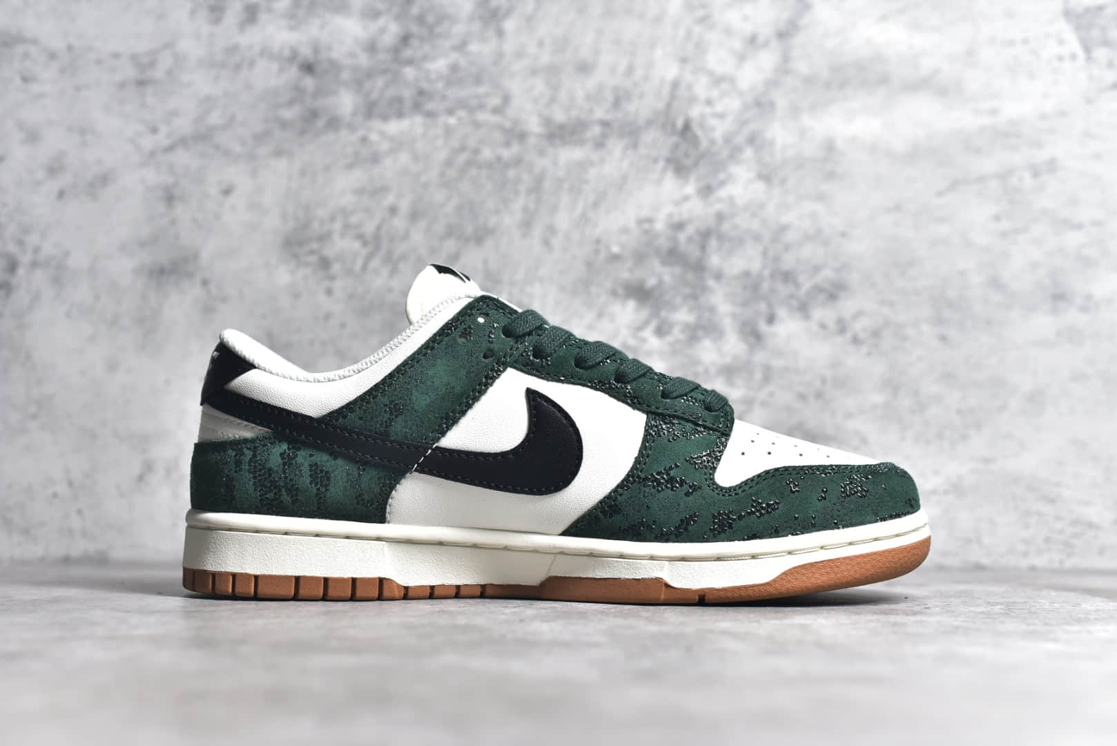 Nike SB Dunk Low “SKU”,FQ8893-397,耐克绿蛇纹,耐克Dunk蛇纹,耐克Dunk白蓝黑 IMG_256