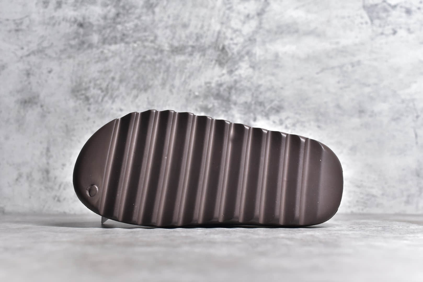 adidas Originals Yeezy Slide,55495G,阿迪达斯棕色拖鞋,阿迪达斯椰子拖鞋 IMG_256