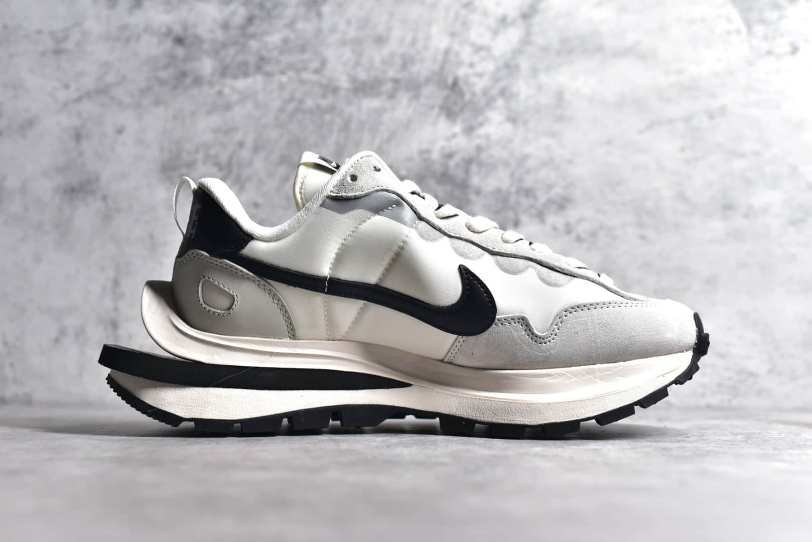 DD1875-700,耐克华夫sacai联名,耐克sacai联名,耐克sacai白黑,耐克sacai新配色 IMG_256