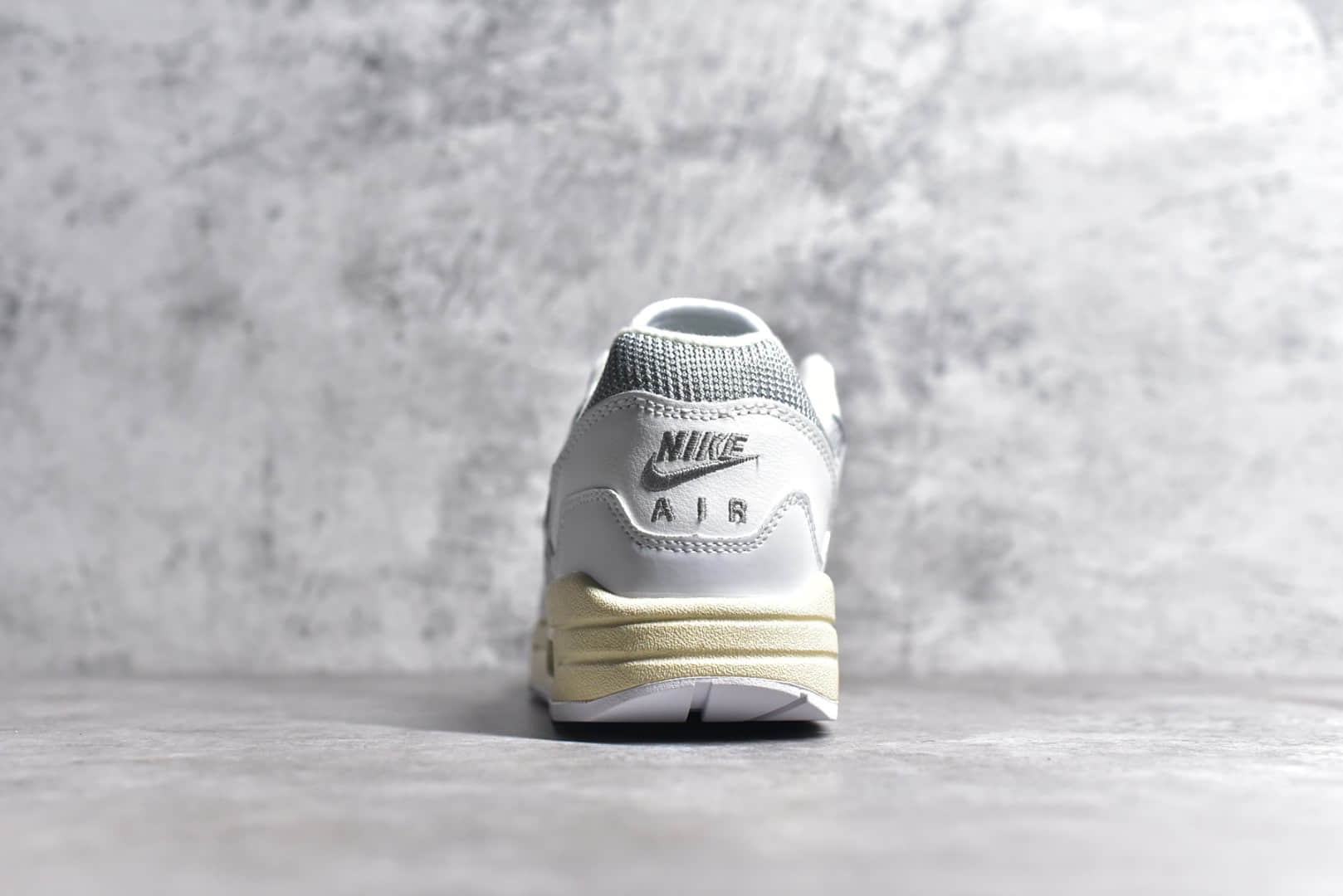 DQ0299-100,耐克白色跑鞋,耐克patta联名,耐克白色运动鞋,耐克小白鞋 IMG_256