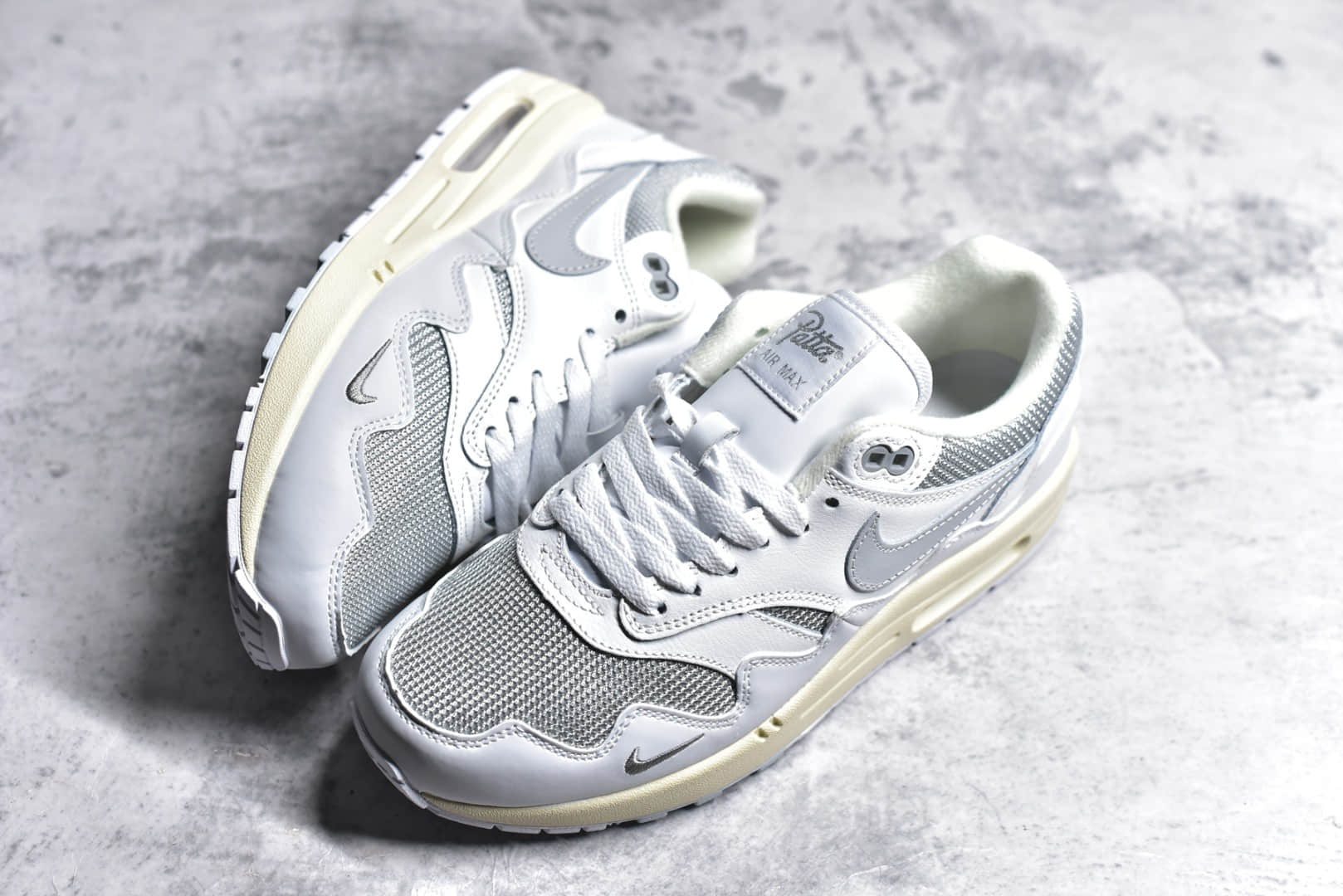 DQ0299-100,耐克白色跑鞋,耐克patta联名,耐克白色运动鞋,耐克小白鞋 IMG_256