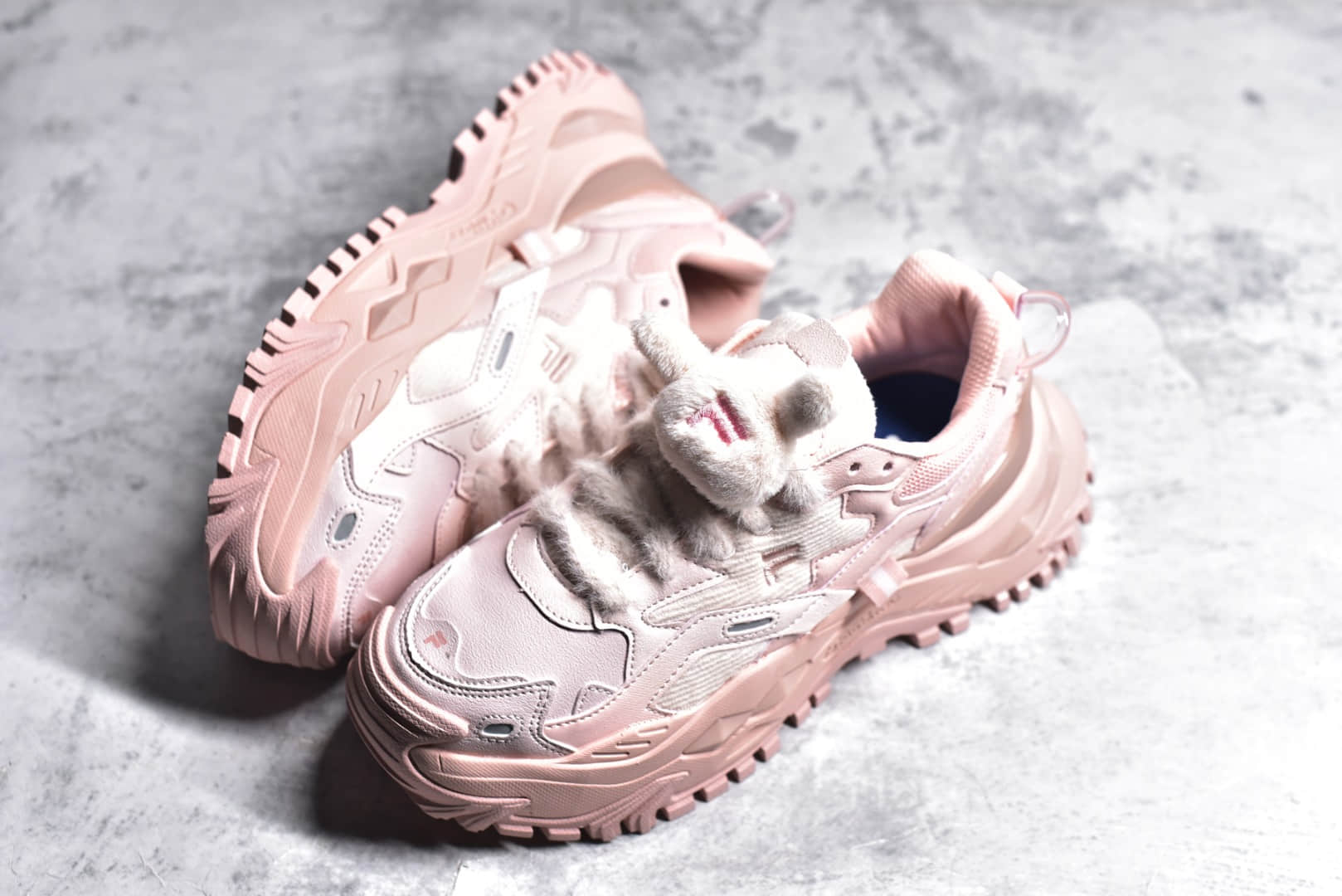 斐乐工厂,斐乐正品代工厂,斐乐粉色跑鞋,斐乐老爹鞋 IMG_256