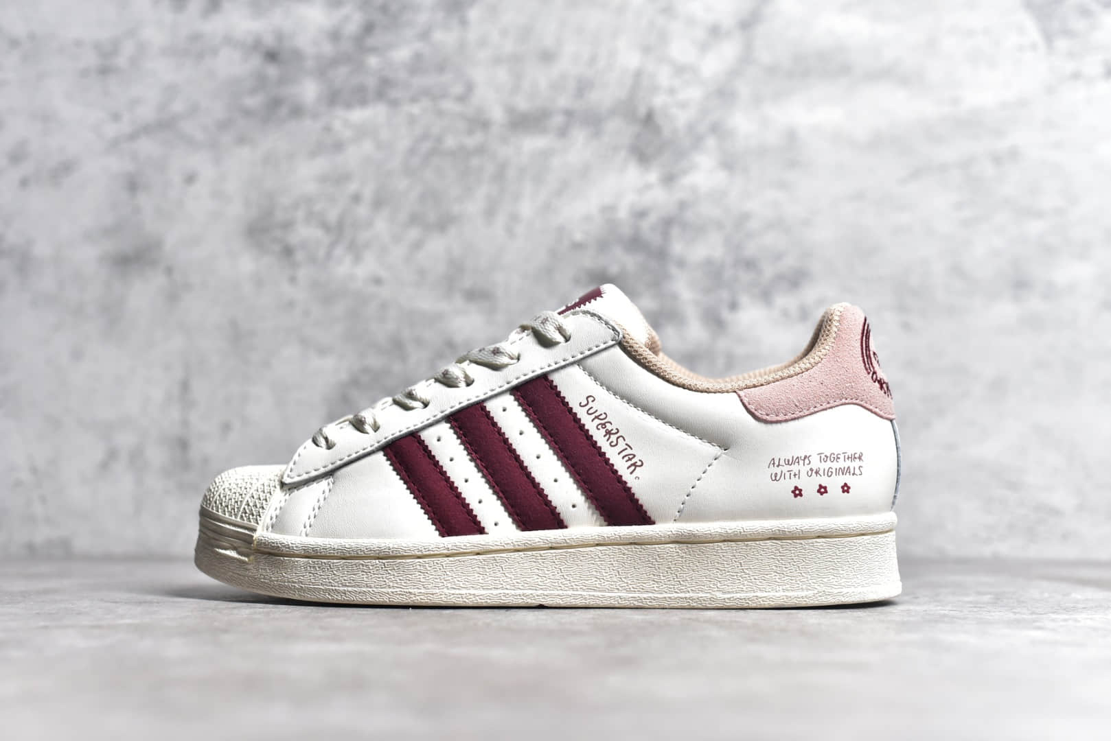 IG3853,阿迪达斯白红板鞋,阿迪达斯贝壳头,阿迪达斯小白鞋 IMG_256