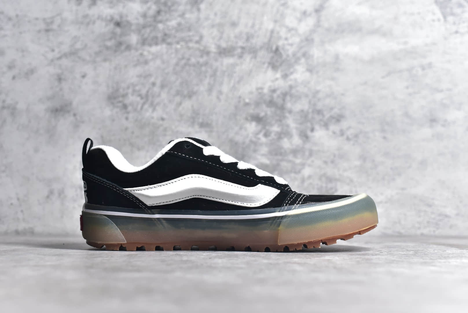 万斯Imran Potato联名,万斯货源,万斯黑色 IMG_256