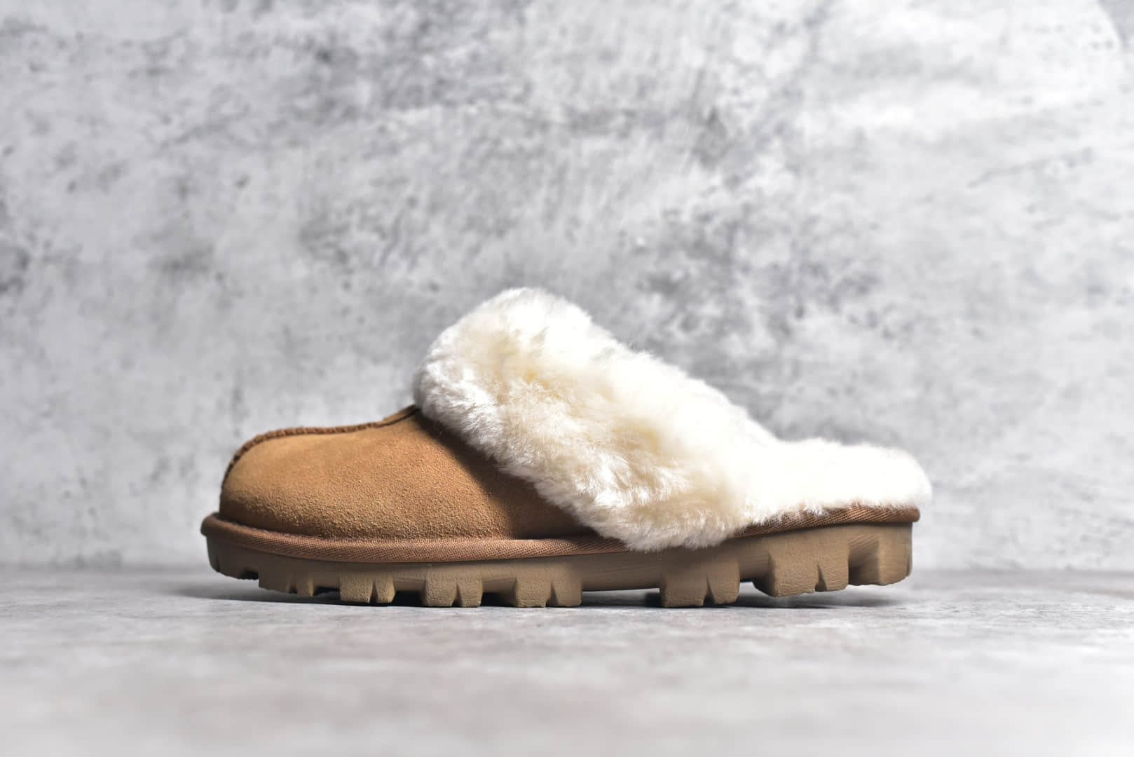 UGG星拖鞋,UGG拖鞋,UGG棕色拖鞋,UGG正品 IMG_256