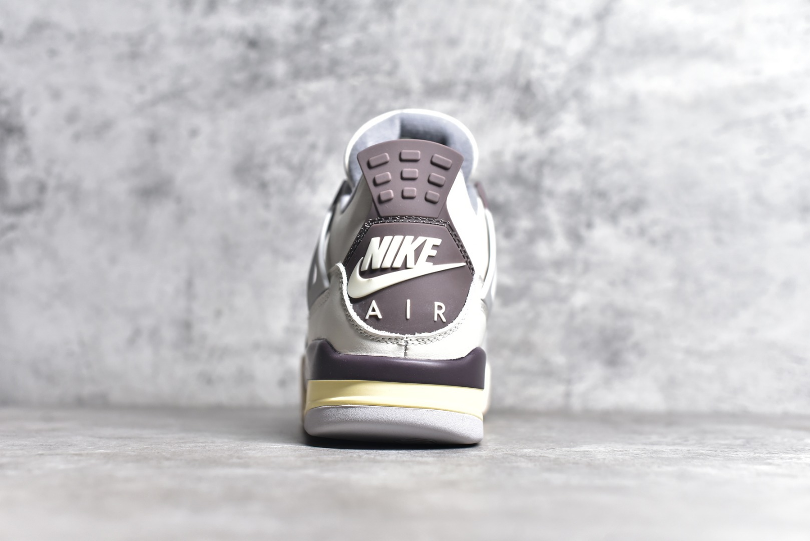 DR5415-102,AJ4白摩卡,AJ4 SB Dunk联名 IMG_256