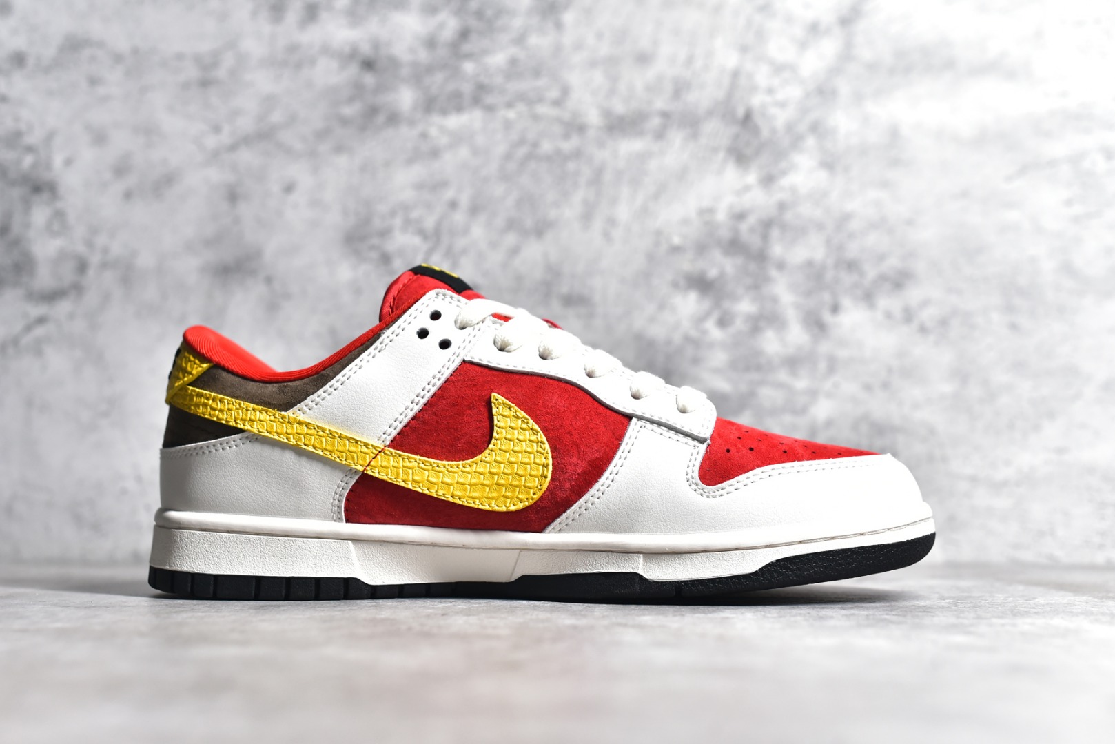 FC1688-161,耐克Dunk龙年限定,耐克Dunk灰红低帮,耐克Dunk中国风 IMG_256