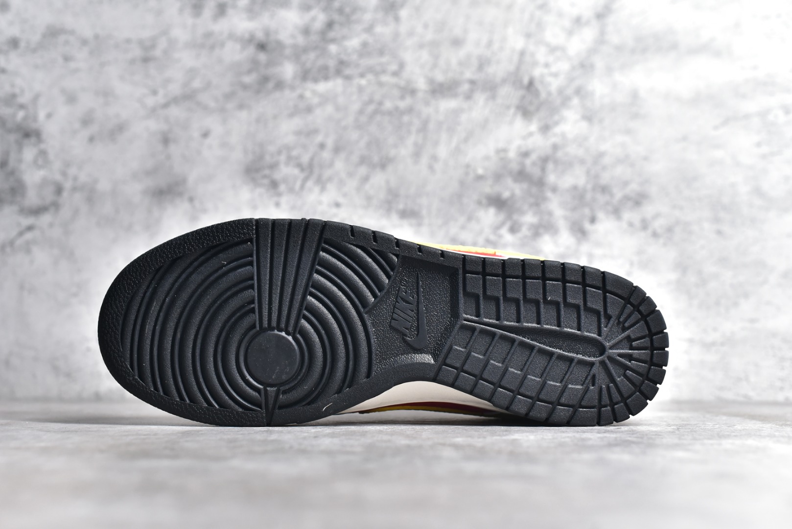 FC1688-161,耐克Dunk龙年限定,耐克Dunk灰红低帮,耐克Dunk中国风 IMG_256