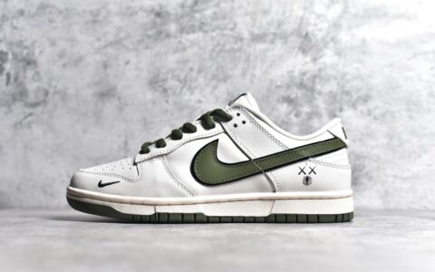 耐克SB Dunk KAWS联名白绿低帮板鞋Nike SB Dunk Low KAWS联名NIKE KAWS联名耐克防滑板鞋货号DD1391-121