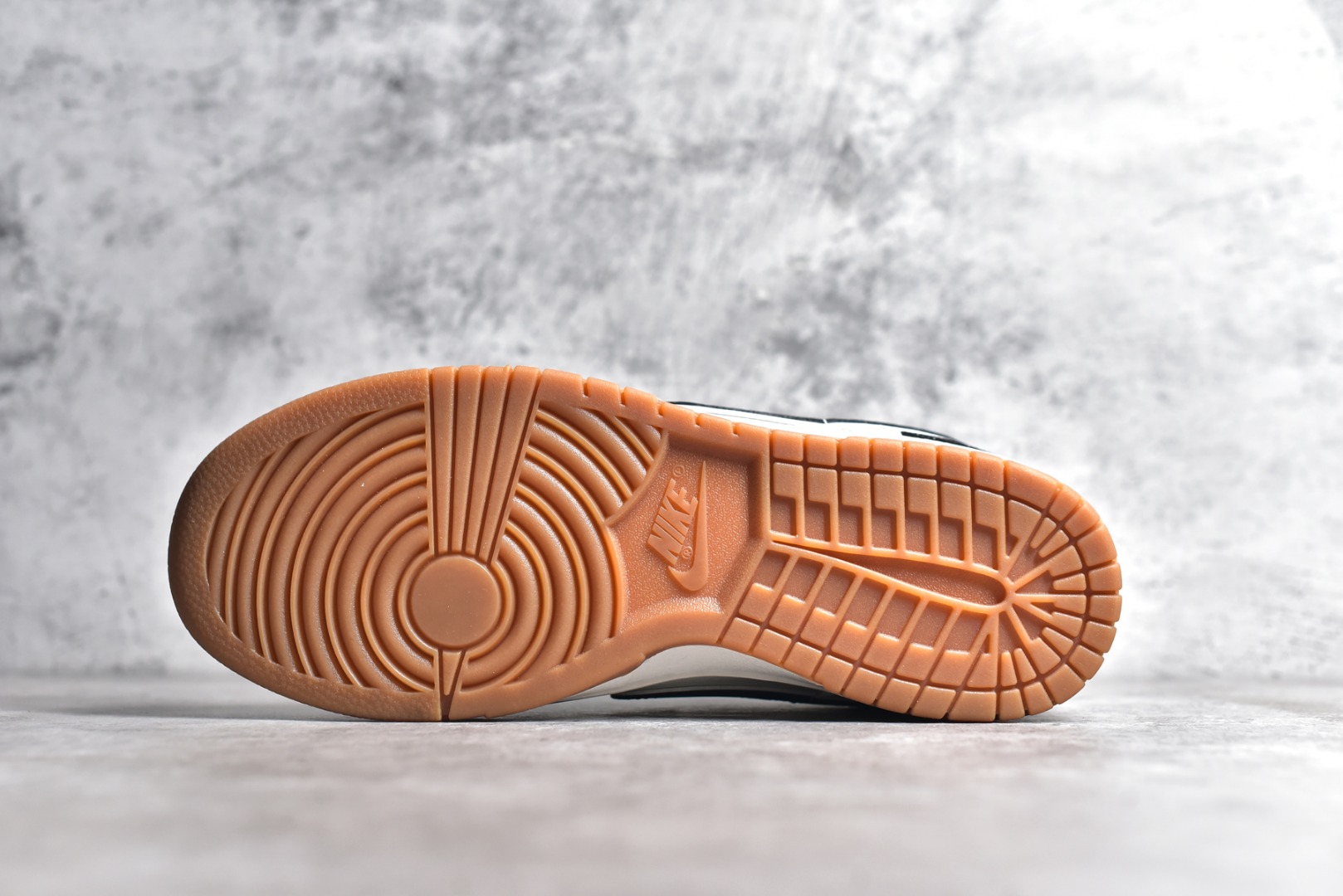 XH0923-151,耐克空军米棕色低帮,耐克空军黑白低帮,耐克空军SUP联名 IMG_256