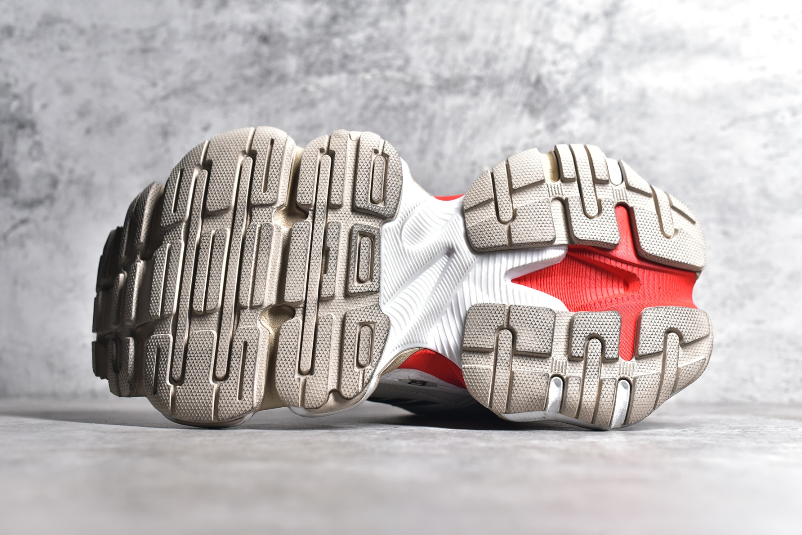 巴黎世家老爹鞋,巴黎世家灰红老爹鞋, 莆田巴黎世家货源 IMG_256