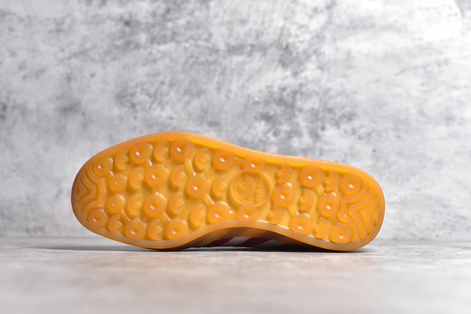 H08718,阿迪达斯橙色低帮 IMG_256