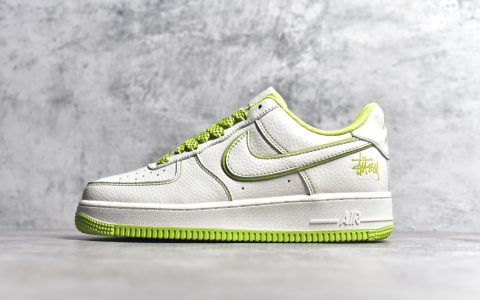 耐克空军斯图西联名白黄反光低帮板鞋Stussy x Nike Air Force 1'07 Low耐克斯图西联名纯原版本货号UN1635-888