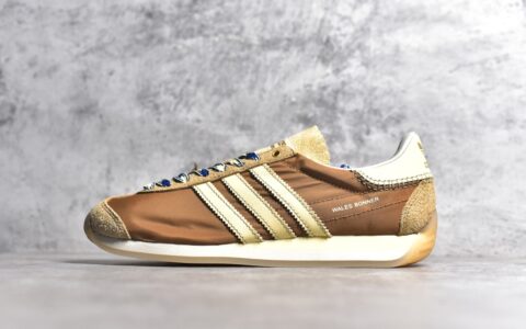 阿迪达斯Wales Bonner联名款棕色棉纶鞋面跑鞋Wales Bonner x Adidas Originals Country阿迪达斯棕色跑鞋货号GW1388