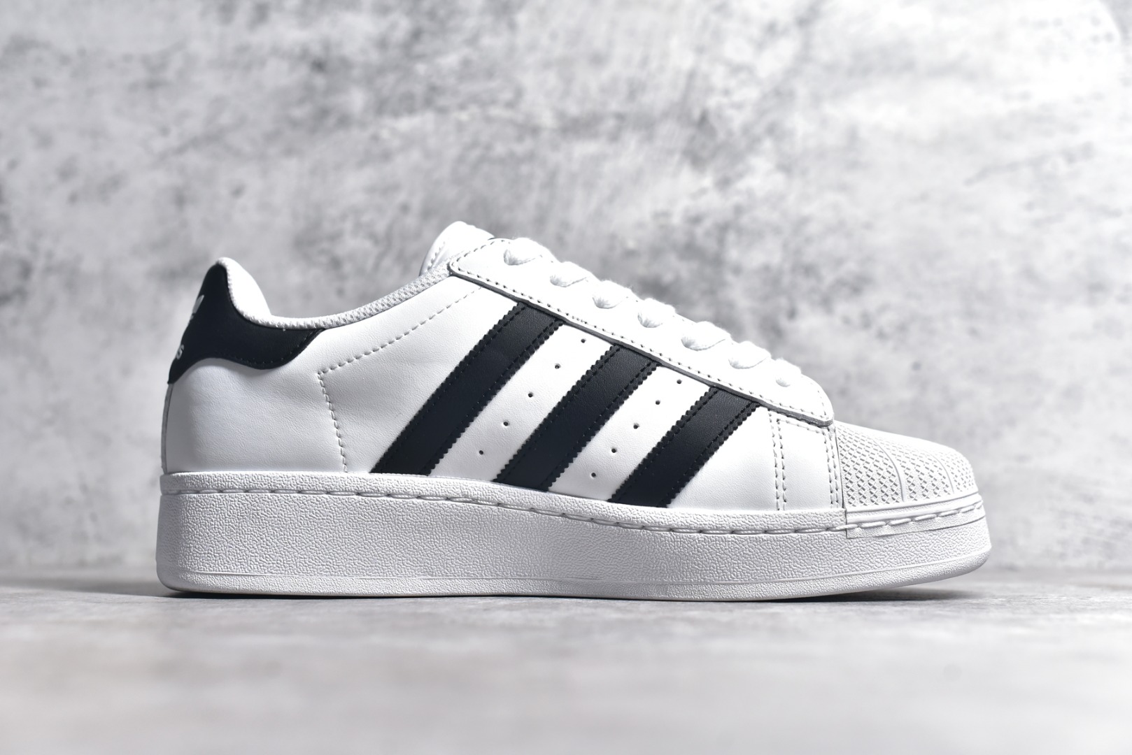 IF9995,阿迪达斯增高鞋,阿迪达斯贝壳头黑白 IF9995,阿迪达斯增高鞋,阿迪达斯贝壳头黑白