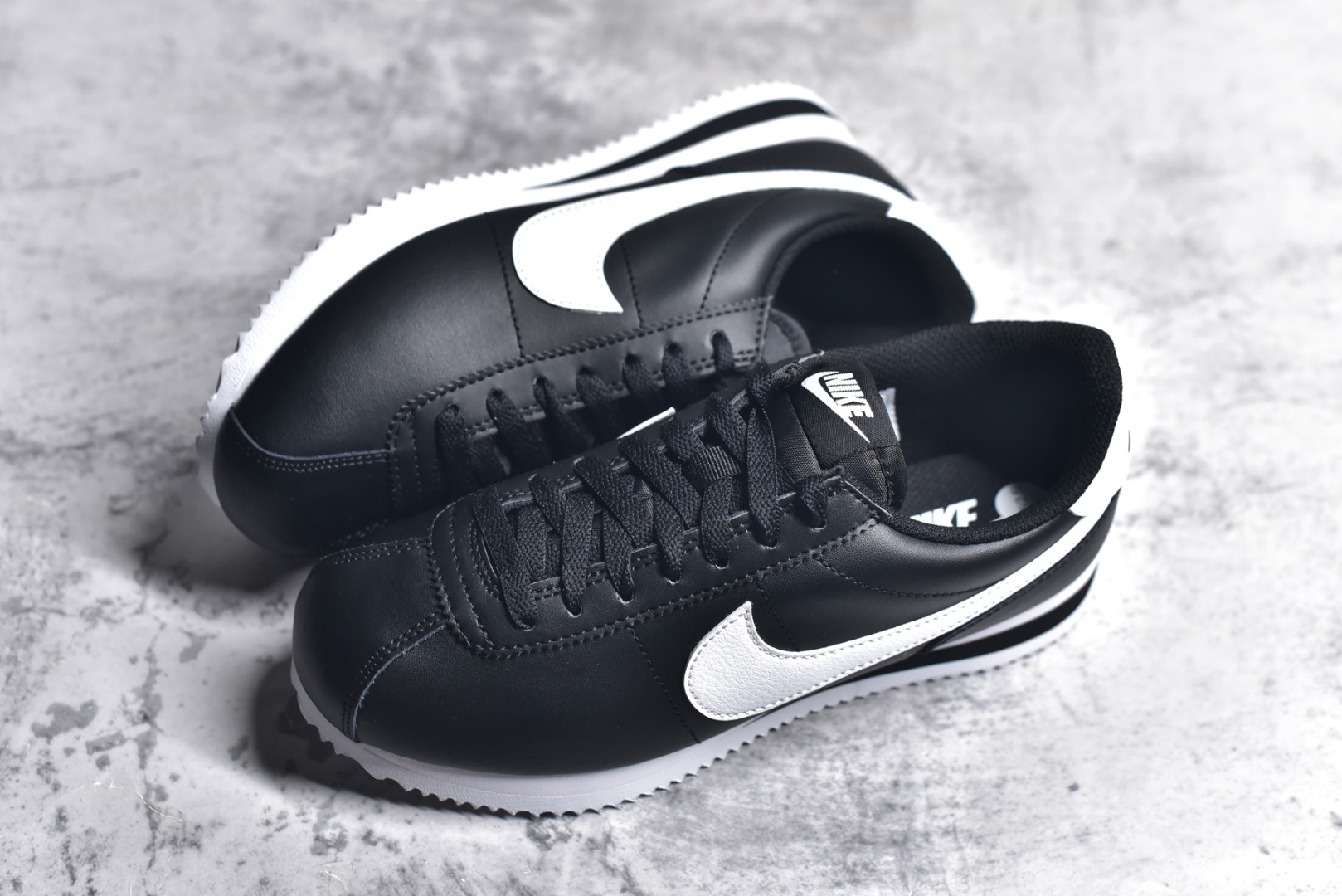 DM4044-001,Nike Classic Cortez Leather,耐克阿甘黑白 DM4044-001,Nike Classic Cortez Leather,耐克阿甘黑白