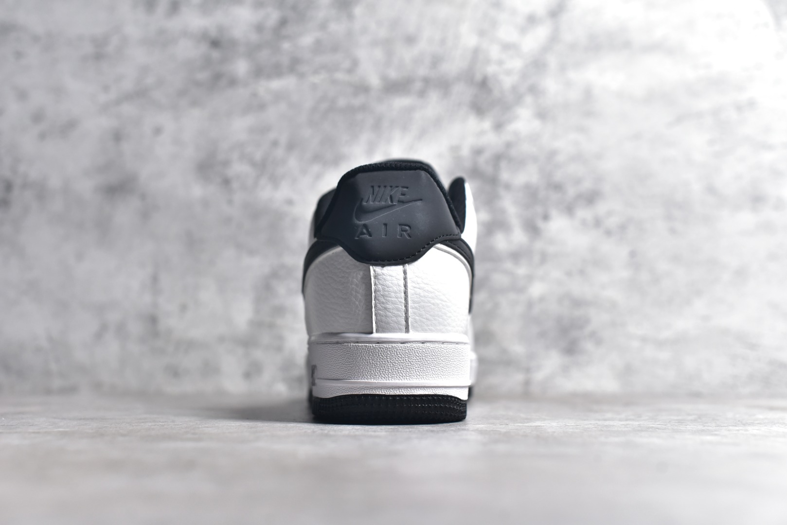 LS0216-026,耐克空军满天星,耐克空军黑白荔枝皮低帮 LS0216-026,耐克空军满天星,耐克空军黑白荔枝皮低帮