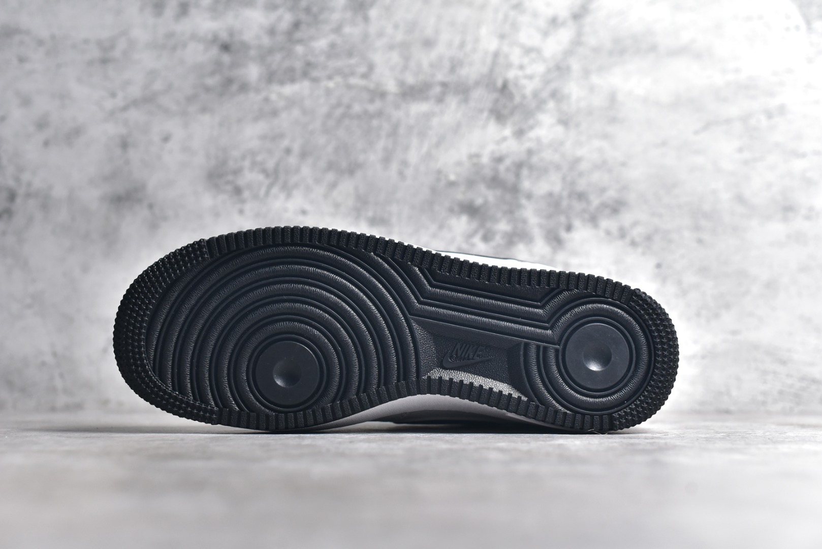 LS0216-026,耐克空军满天星,耐克空军黑白荔枝皮低帮 LS0216-026,耐克空军满天星,耐克空军黑白荔枝皮低帮