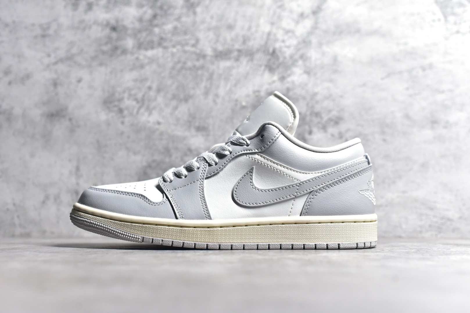 DC0774-103,Air Jordan 1 Low DC0774-103,Air Jordan 1 Low