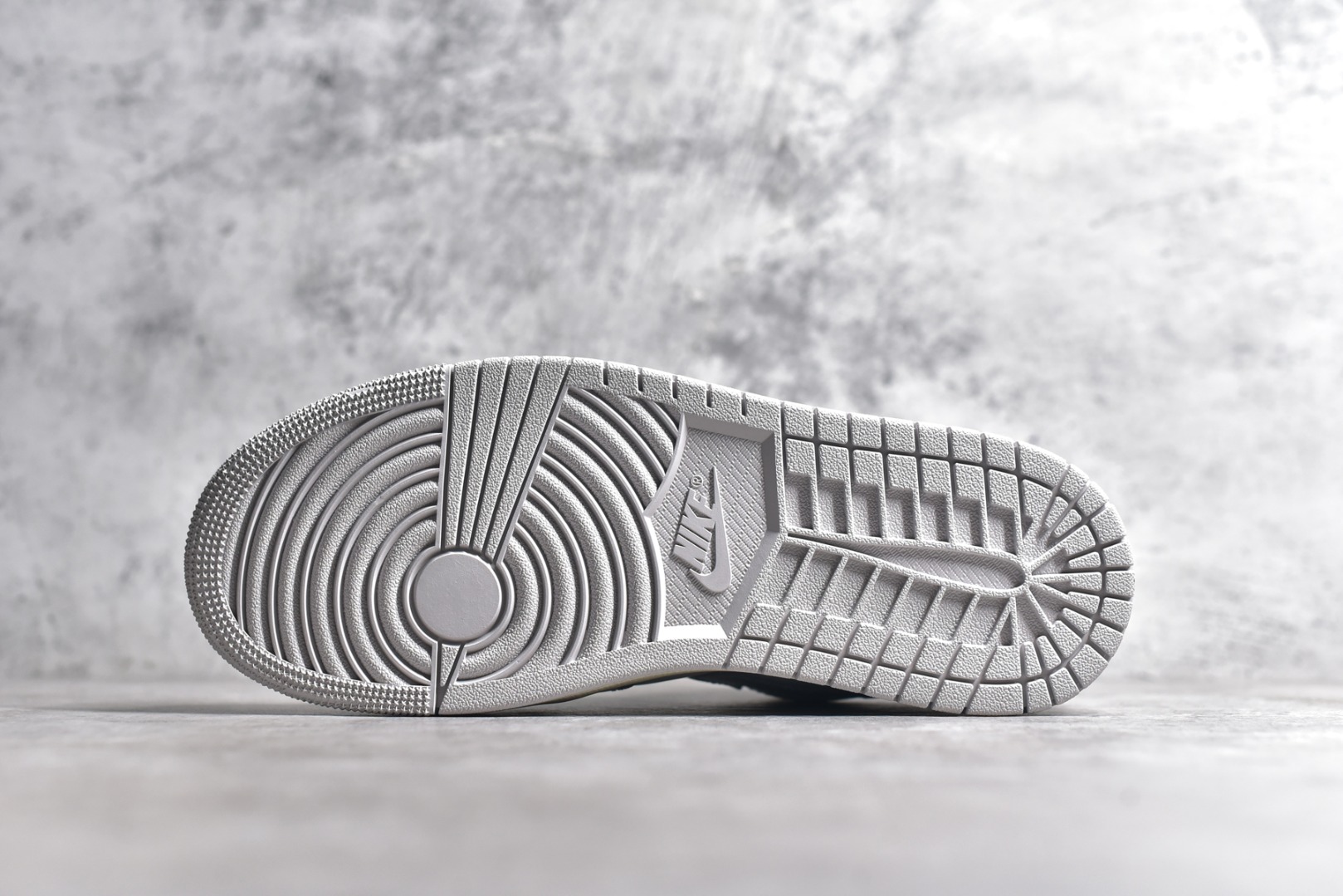 DC0774-103,Air Jordan 1 Low DC0774-103,Air Jordan 1 Low