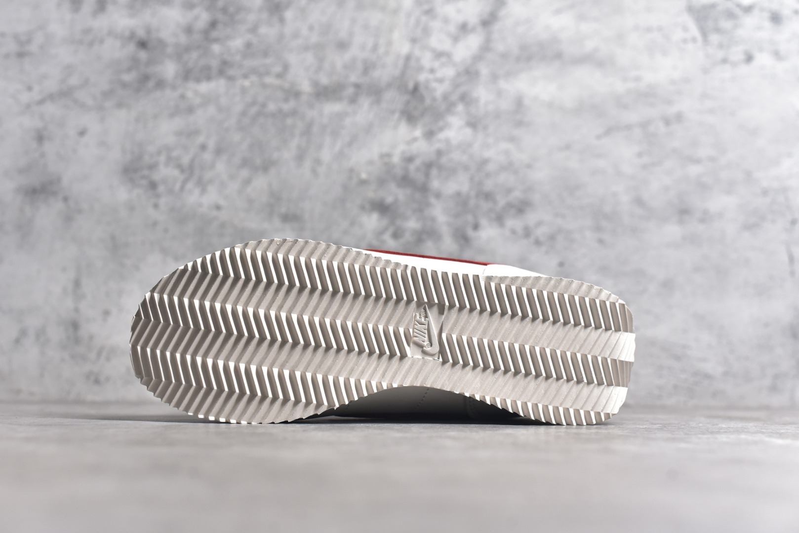 FZ5167-133,耐克阿甘白红,耐克阿甘正品 FZ5167-133,耐克阿甘白红,耐克阿甘正品