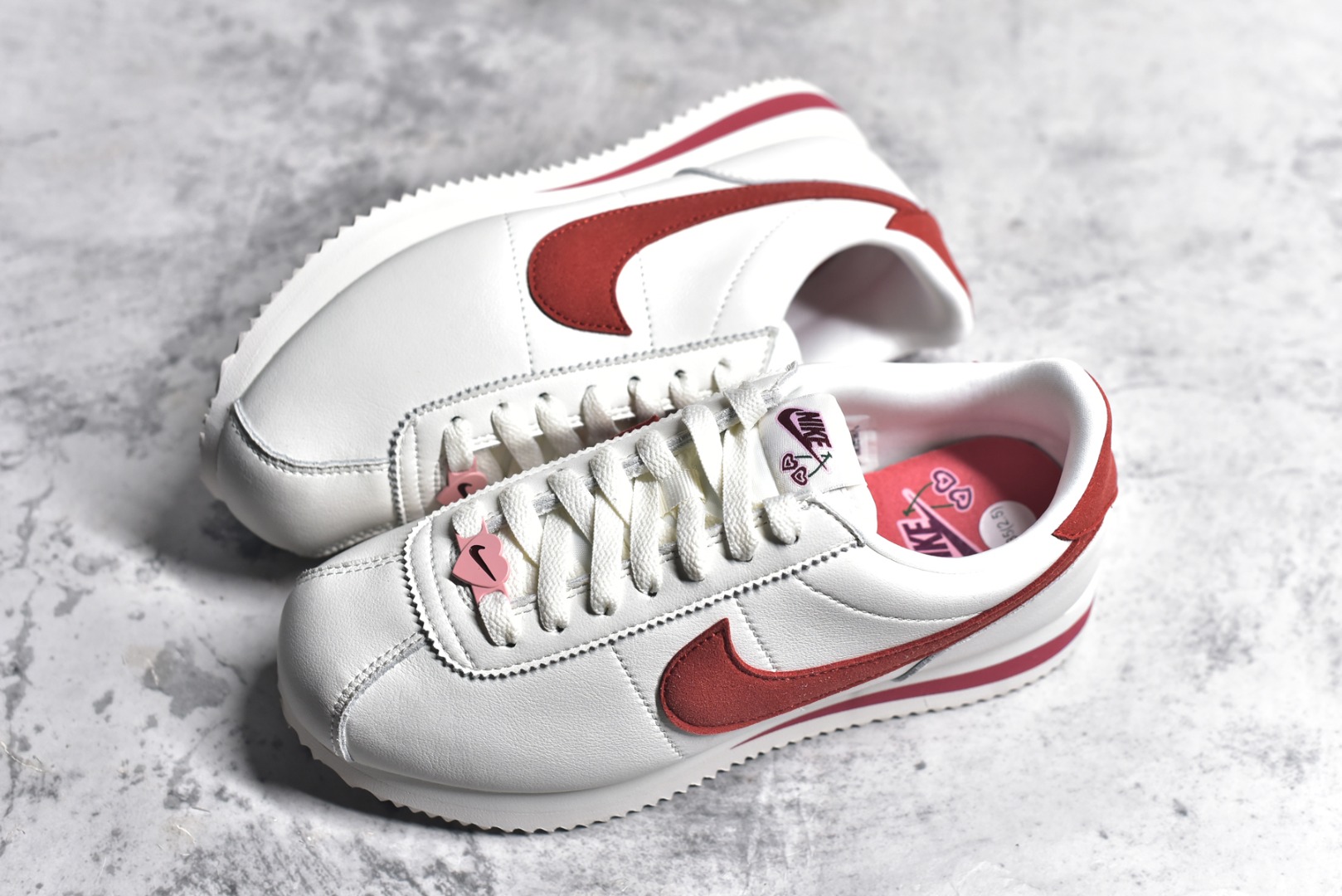 FZ5167-133,耐克阿甘白红,耐克阿甘正品 FZ5167-133,耐克阿甘白红,耐克阿甘正品