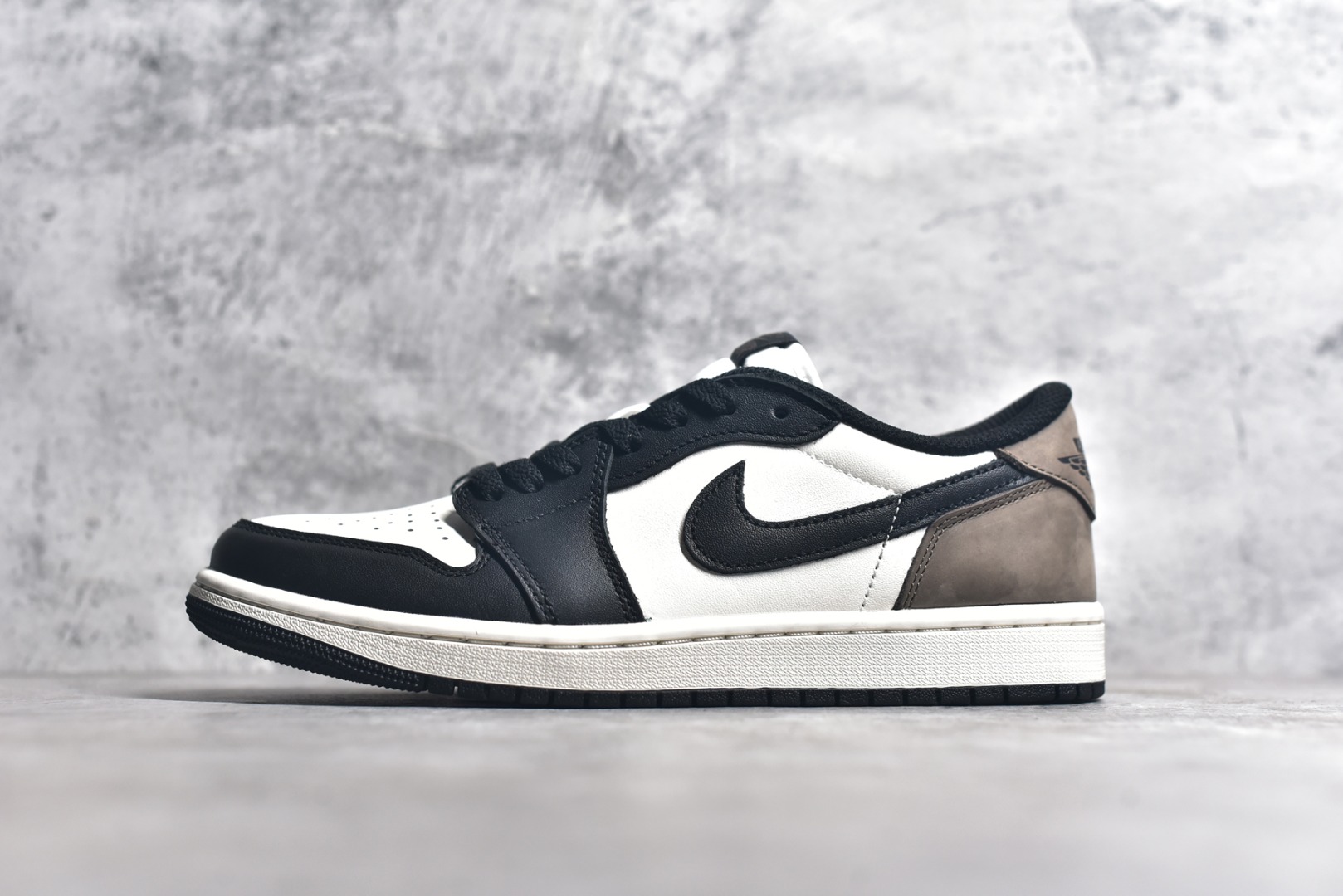 CZ0790-102,AJ1黑棕色低帮,AJ1摩卡 CZ0790-102,AJ1黑棕色低帮,AJ1摩卡