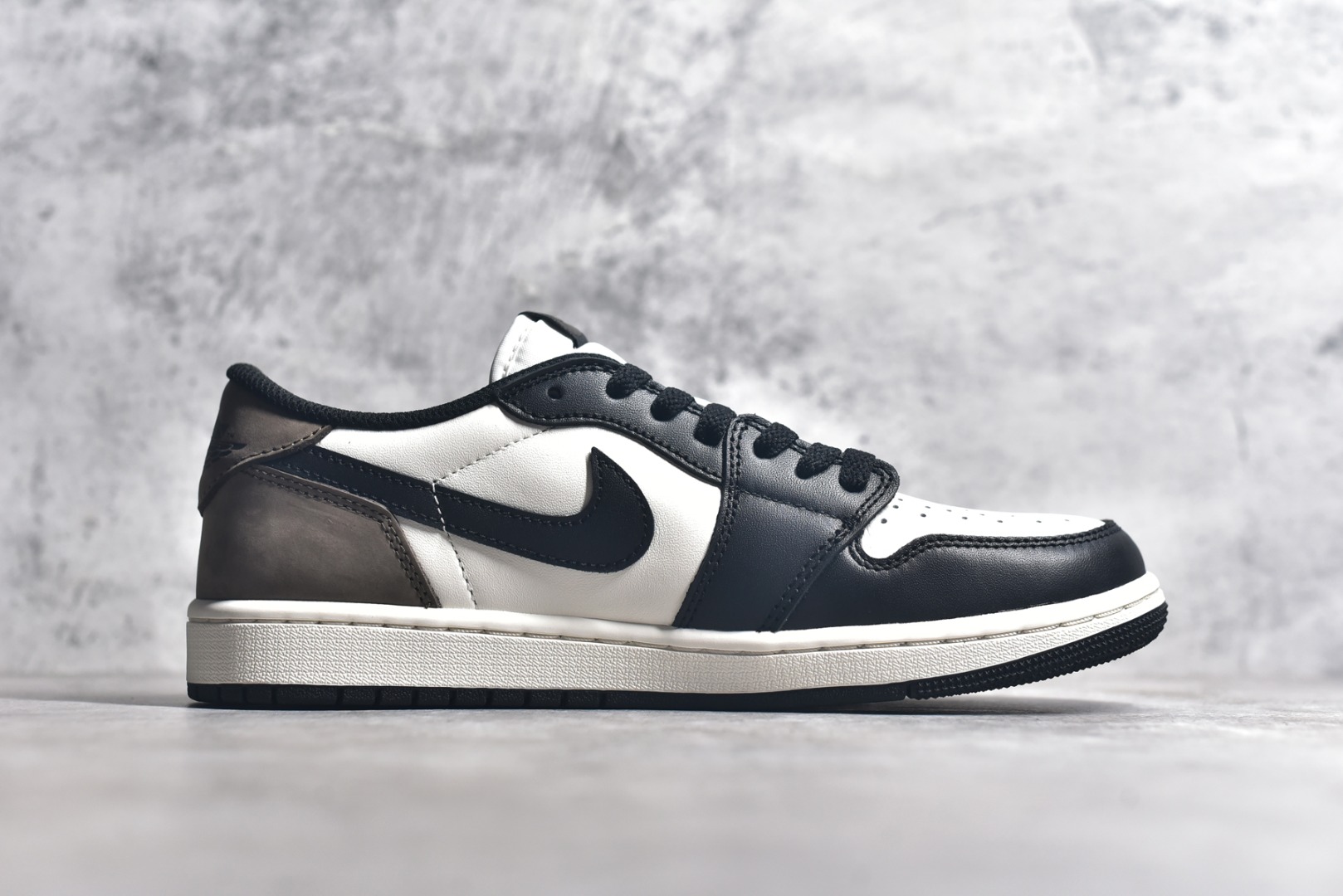 CZ0790-102,AJ1黑棕色低帮,AJ1摩卡 CZ0790-102,AJ1黑棕色低帮,AJ1摩卡