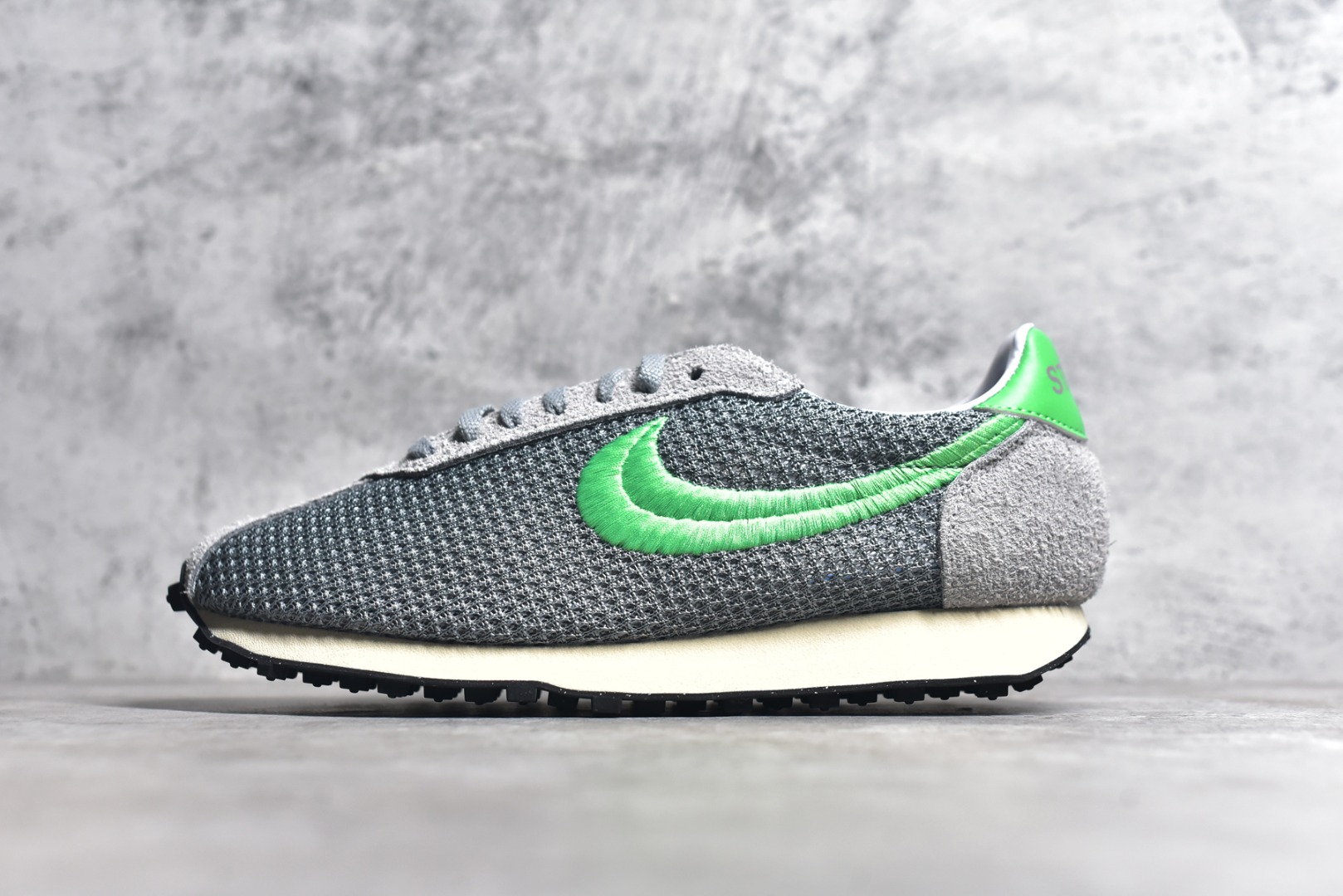 FQ5369-002,Stussy x Nike Roshe Run FQ5369-002,Stussy x Nike Roshe Run