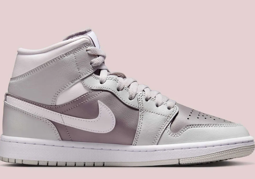 AJ1 mid玫红 乔丹品牌为这款 Air Jordan 1 Mid 女款发布会增添淡色元素货号BQ6472-008